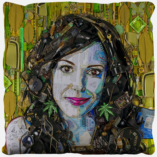 Mary Louise Parker / Snoop Dogg Pillow